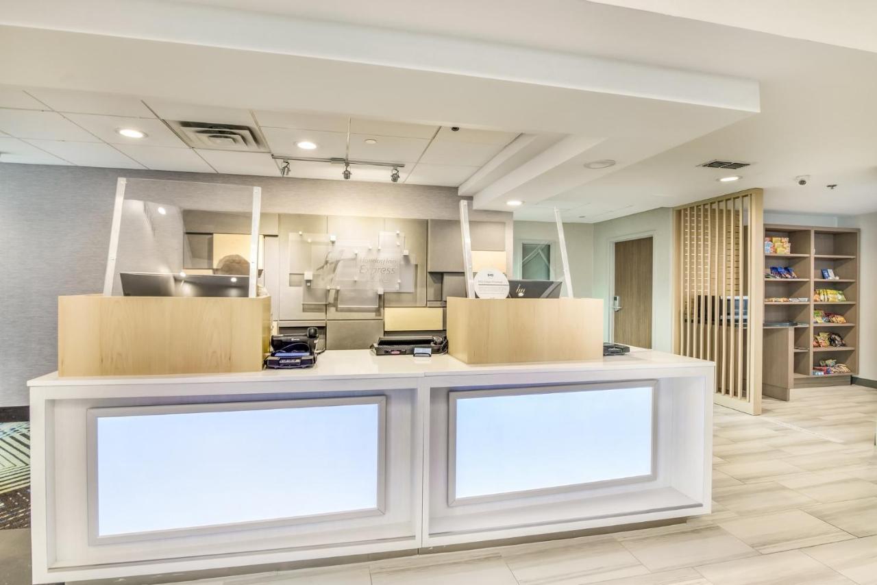 Holiday Inn Express & Suites Longview North By Ihg Exterior photo