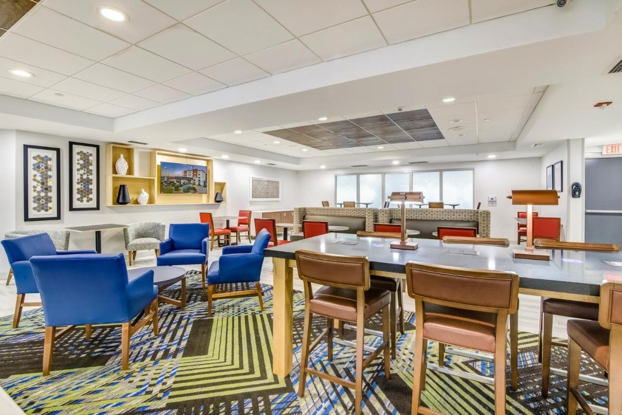 Holiday Inn Express & Suites Longview North By Ihg Exterior photo